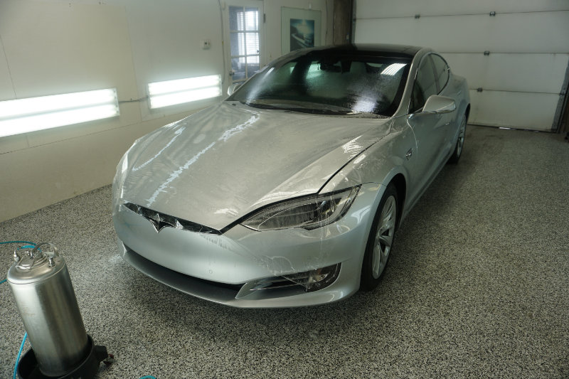 Model S Ultimate pkg silver