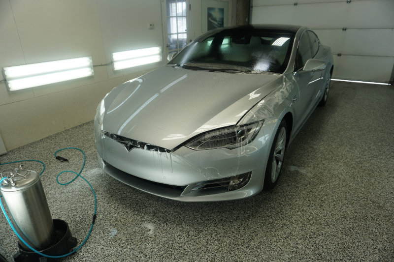 Model S Ultimate pkg silver