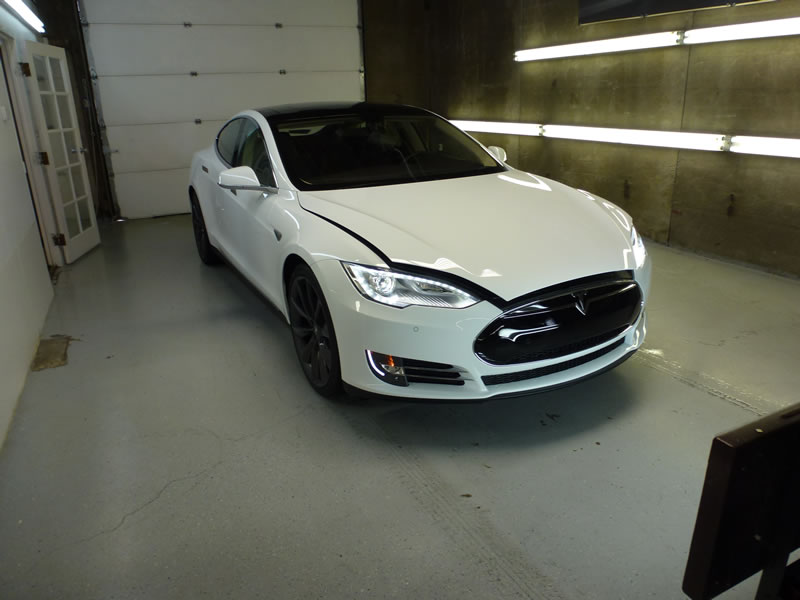 Tesla model S Full Wrap XPEL Ultimate - White