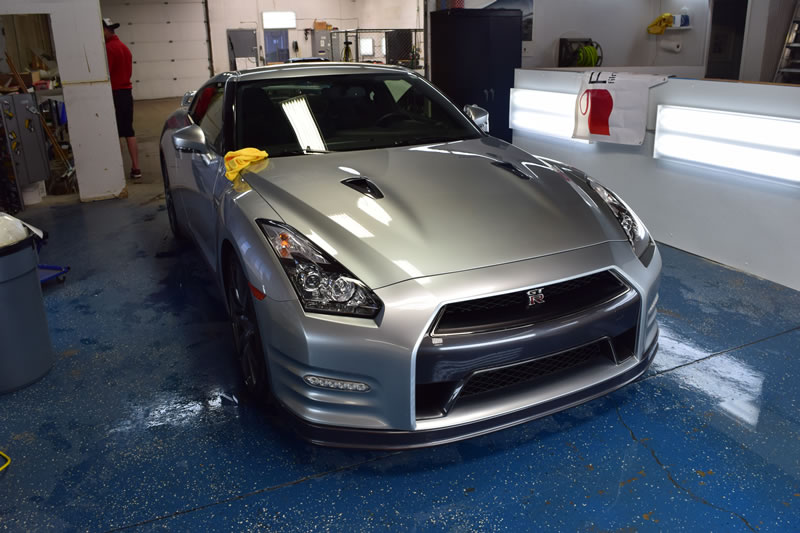 Nissan GTR 18 Plat and Bumper