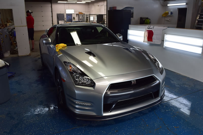 Nissan GTR 18 Plat and Bumper