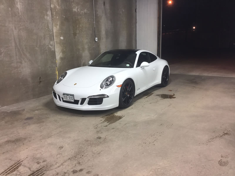 Porsche 911 GTS 24" Platinum and Bumper