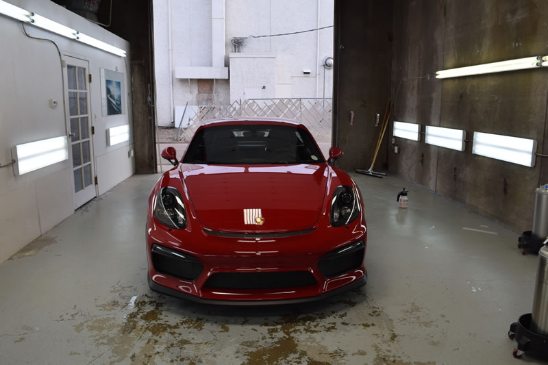 Porsche GT4 Red