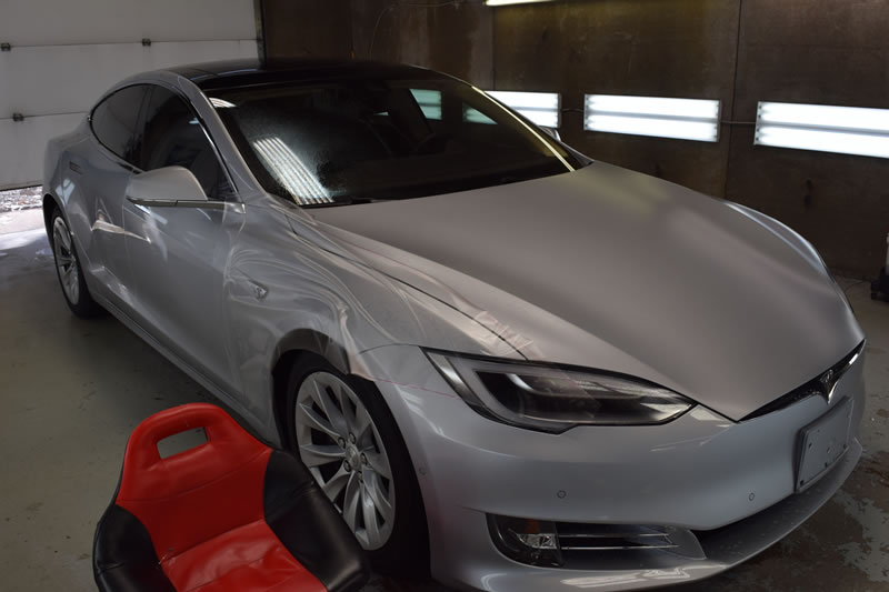 Tesla Model S Sliver