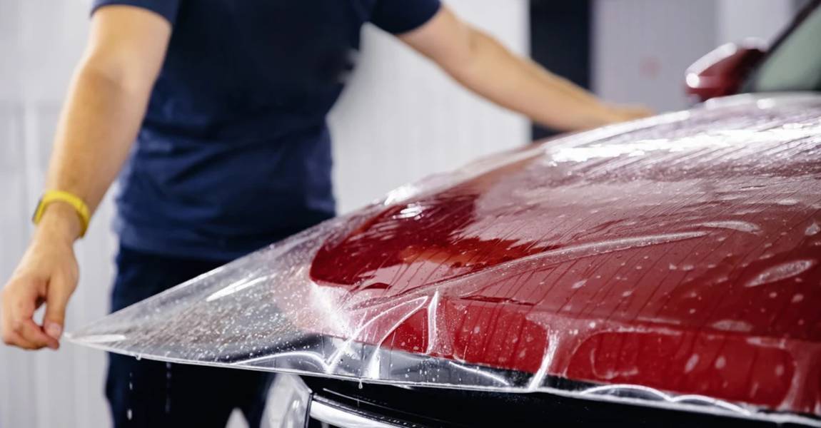installing ppf on red car hood