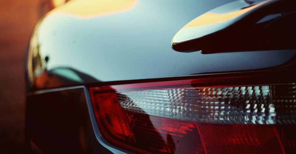 paint protection film ultra for a glossy look on car