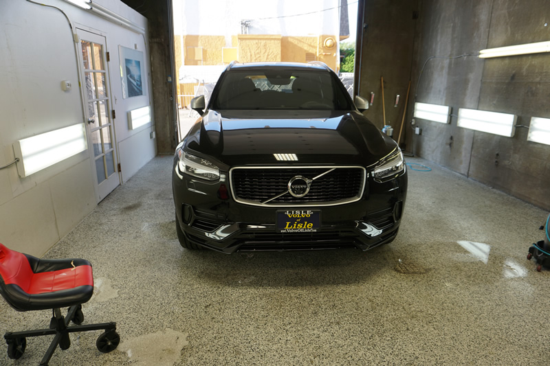Volvo XC90 18′ Platinum Package with Front Bumper