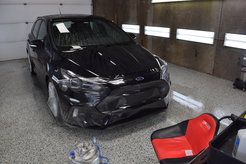 Black Ford Focus RS Ultimate PKG