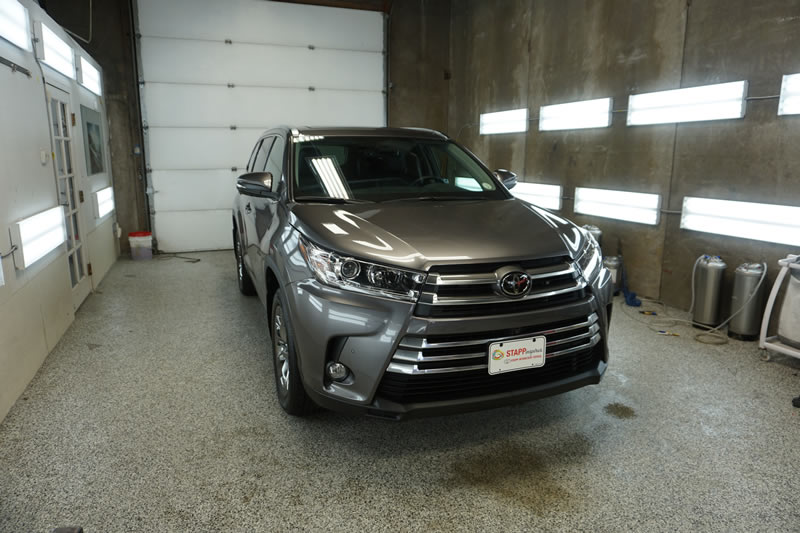Toyota Highlander 18′ Platinum with Bumper