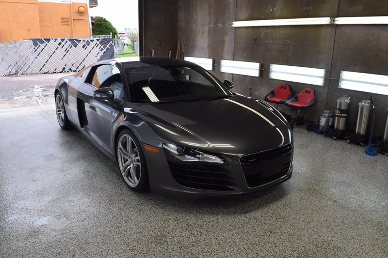 Grey R8 Ultimate PKG
