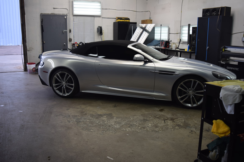 Aston Martin Vantage Ultimate PKG