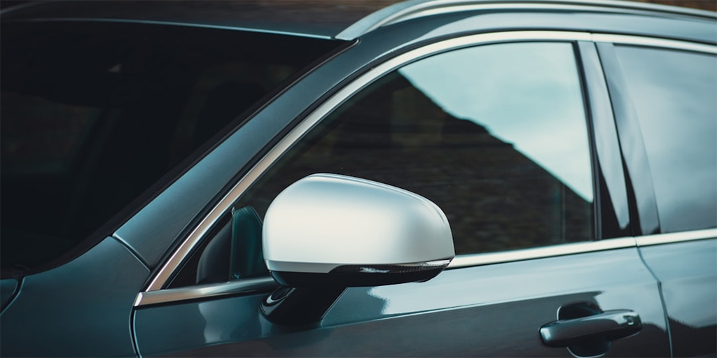side view of car tinted windows